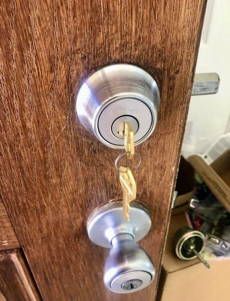 New Kwikset deadbolt and knob installed by Forge Locksmith with fresh keys